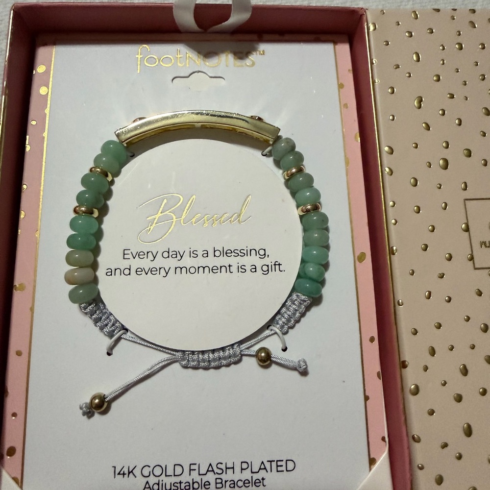 Footnotes Gold and Green Beaded Bracelet